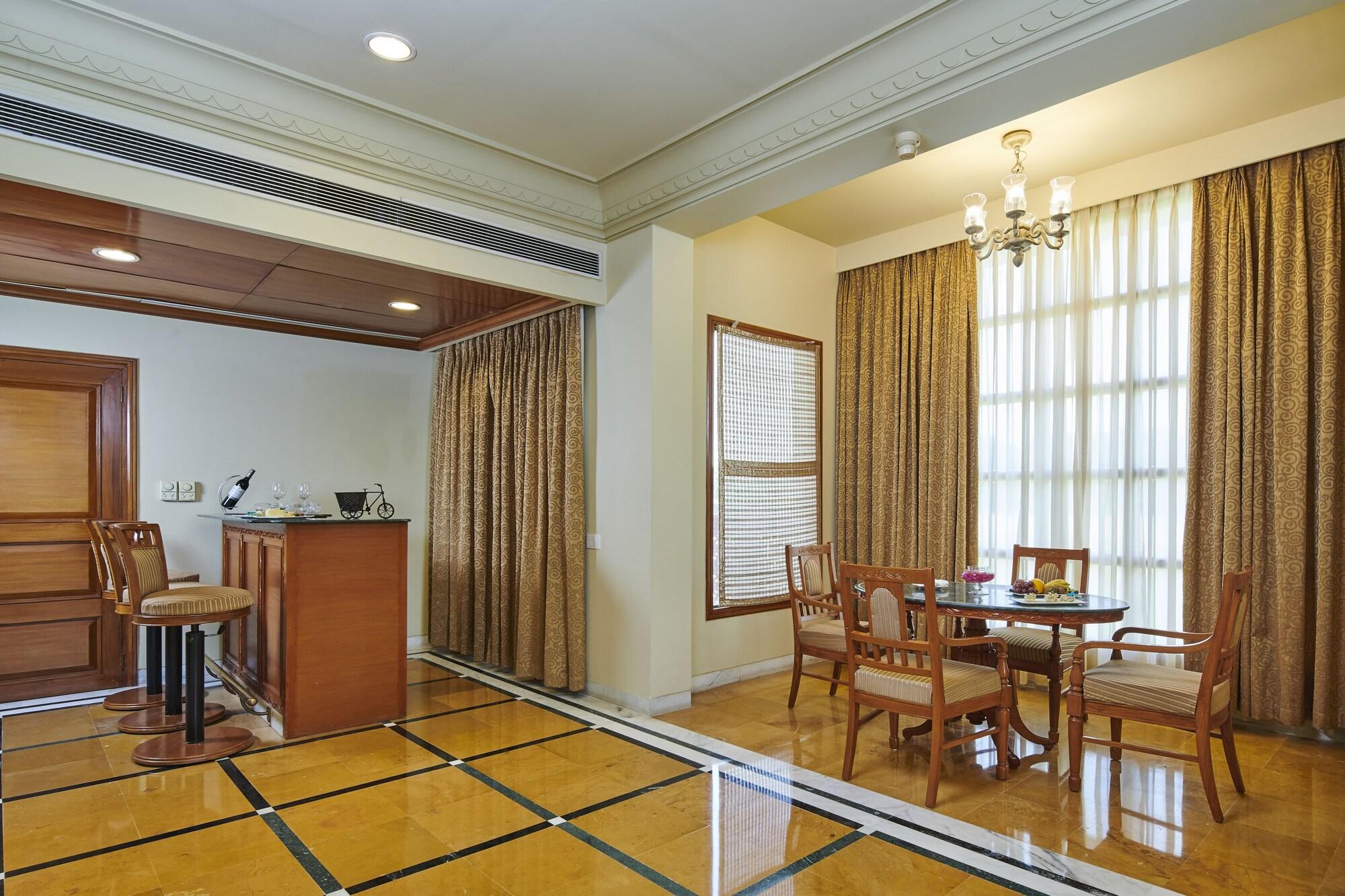 The Ummed Jodhpur Palace Resort & Spa Bagian luar foto