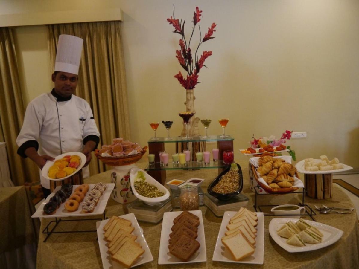 The Ummed Jodhpur Palace Resort & Spa Bagian luar foto